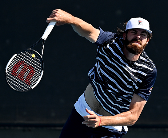 ライリー・オペルカ