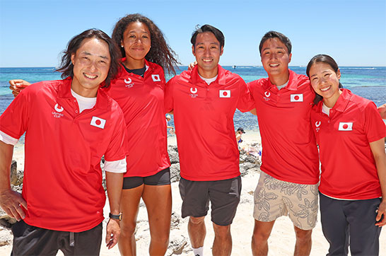 （左から）添田豪、大坂なおみ、内山靖崇、望月慎太郎、日比野菜緒